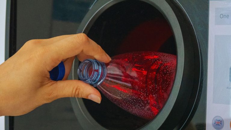 Read more about the article System kaucyjny w Polsce 2026 – aktualne informacje o zasadach i zwrotach