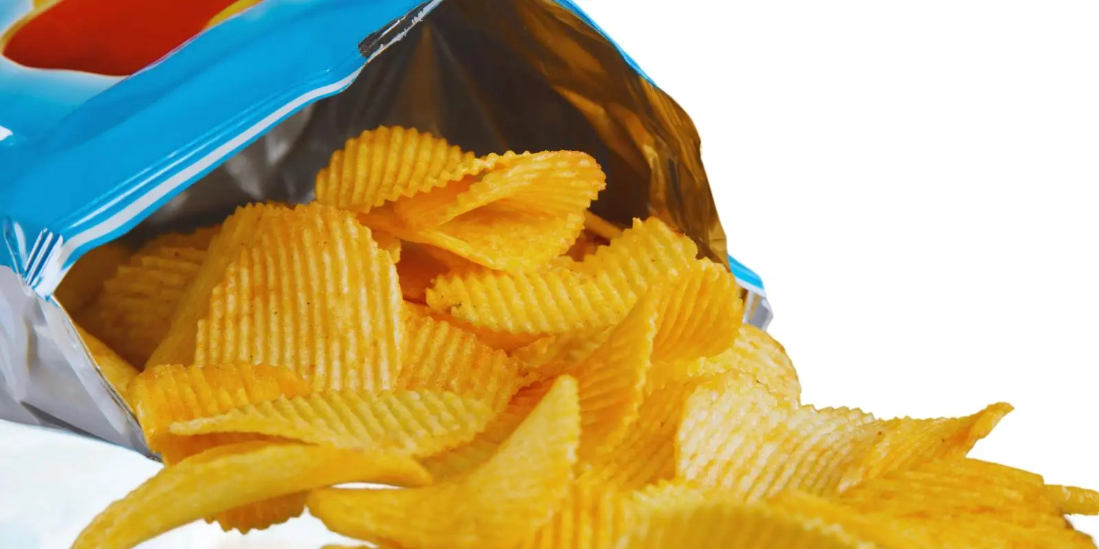 You are currently viewing Gdzie wyrzucić opakowanie po chipsach? Segregacja odpadów Polska 2026